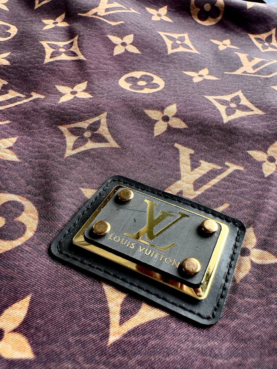 COSTUME LOUIS VUITTON