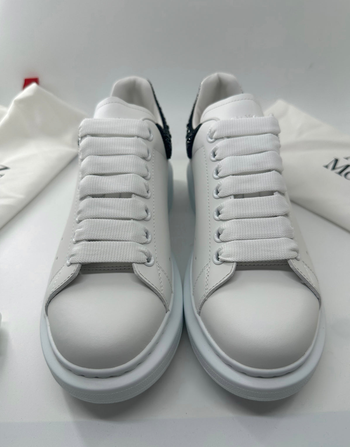 ALEXANDER MCQUEEN CON STRASS NERA